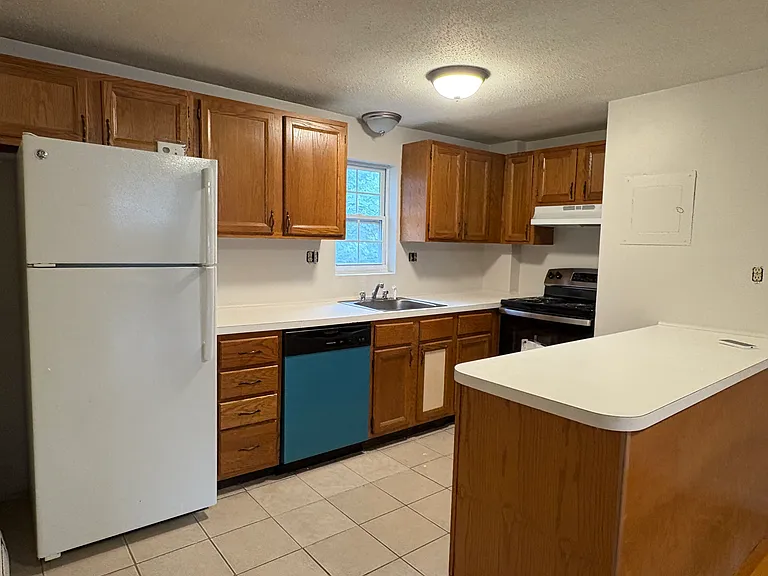 29 Arlington Rd #6 — Photo 8