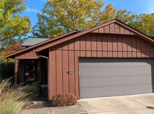 17945 Cliffside Dr, Strongsville, OH