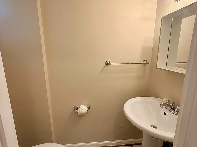 14605 Nadine Dr — Photo 11