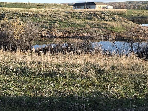 3rd image of 24 Emerald Dr