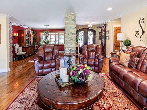 5th image of 1211 Miramar Dr