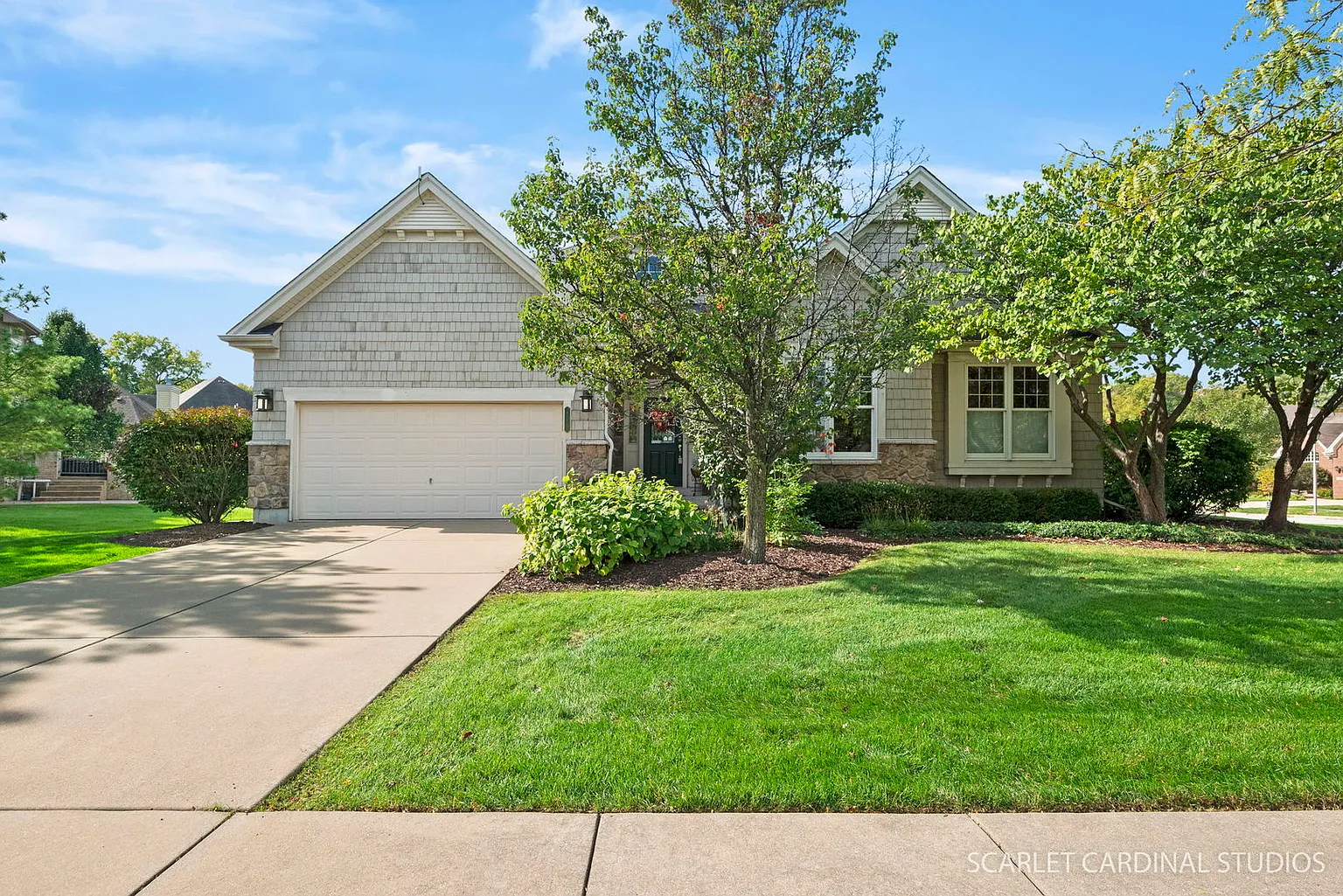 810 Campbell Dr photo 1