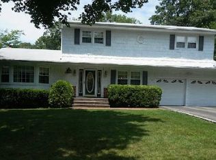 79 Saddle Rock Rd, East Setauket, NY 11733