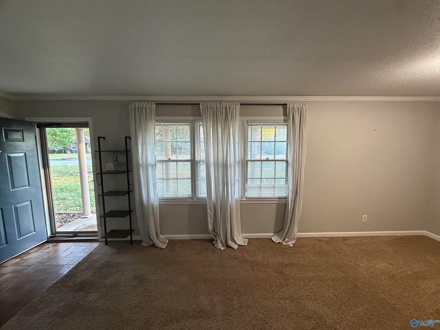 3 bed, 2.0 bath, 1578 sqft, $1,600 — Photo 4