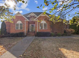 2801 Stacey St, Thompsons Station, TN 37179