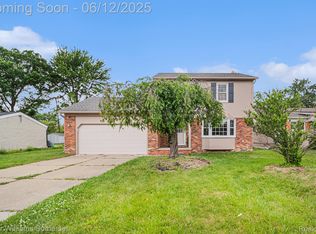5251 Mansfield Ave, Sterling Heights, MI 48310