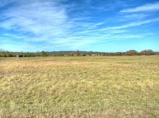 112/118 Albrecht Rd E, Center Pt, TX 78010