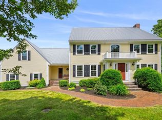 21 Cranberry Ln, Hanover, MA 02339