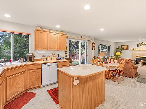 5th image of 11322 SE 301st Way