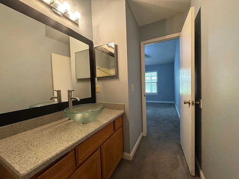 3117 Bridgeford Dr — Photo 10