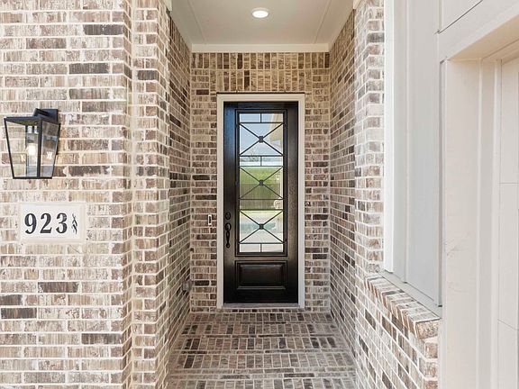 Aster Park - Westbrook Interior Image 3