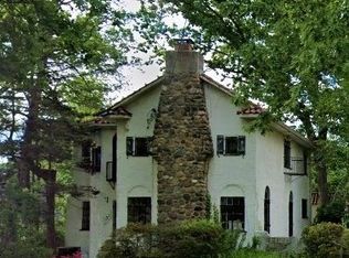 Ramsey Rd, Great Neck, NY 11023