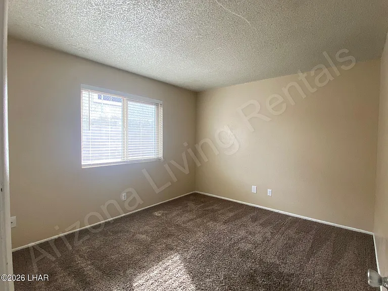 2690 McCulloch Blvd N #1 — Photo 5