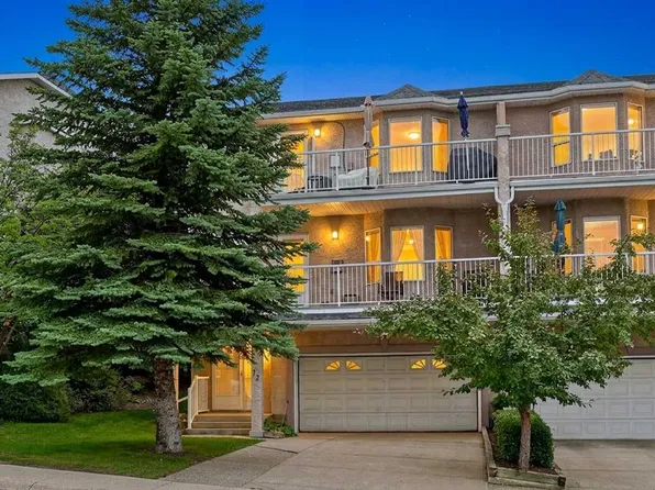 72 W Sierra Morena Grn SW, Calgary, AB T3H 3E5