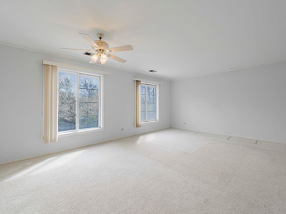 5th image of 1499 Shermer Rd APT 203E