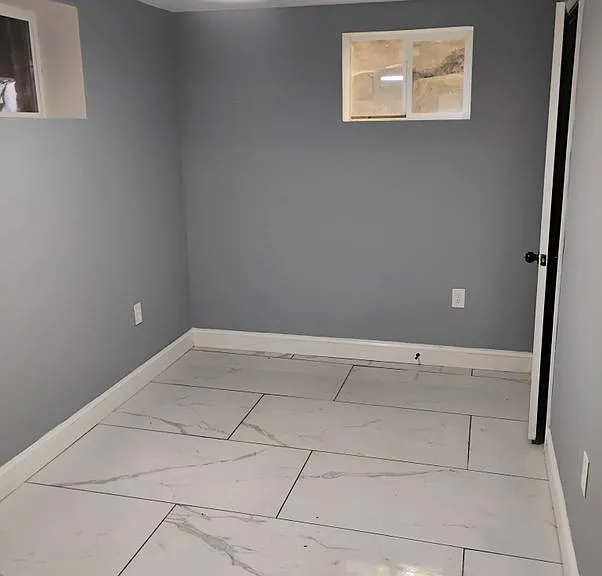 5412 E St SE #ROOM — Photo 1