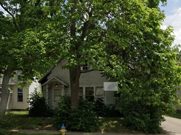 2100 Catalpa Dr, Dayton, OH 45406