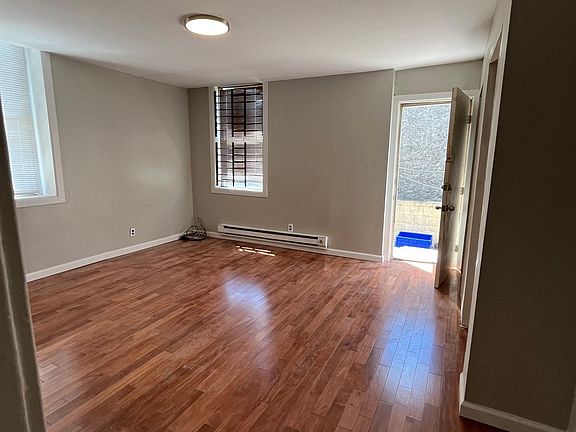 3rd image of 1824 S 22nd St Floor 2