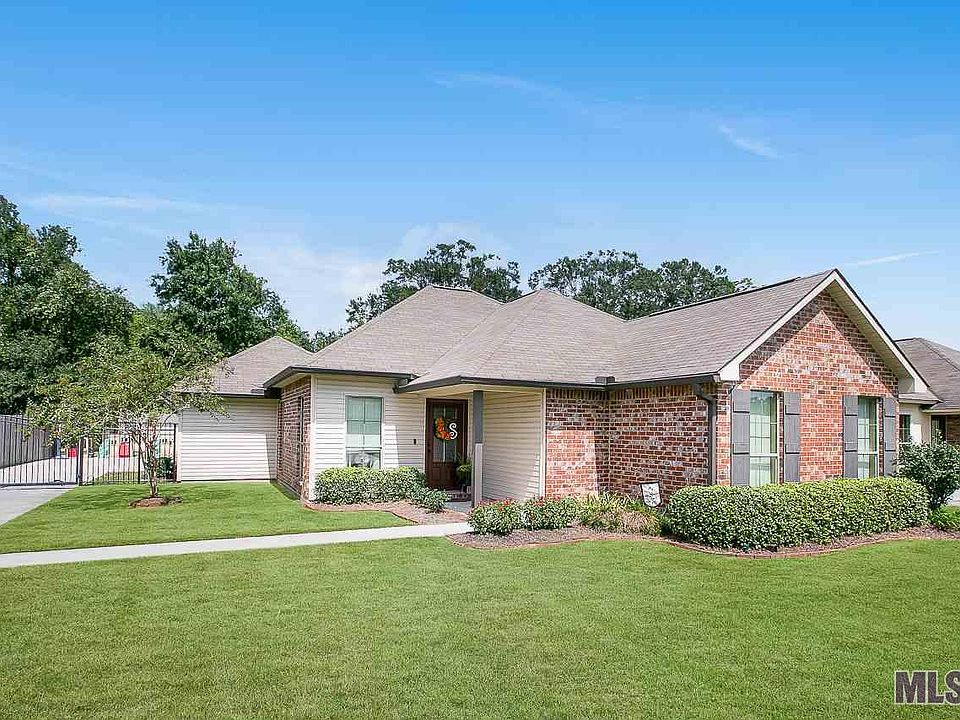 1st image of 38522 East Ct