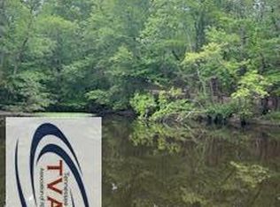 50-8210 Sandys Camp Rd, Big Sandy, TN 38221