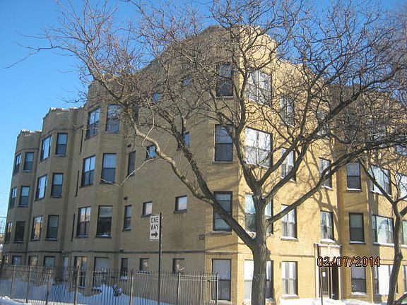 3rd image of 4825 N Fairfield Ave