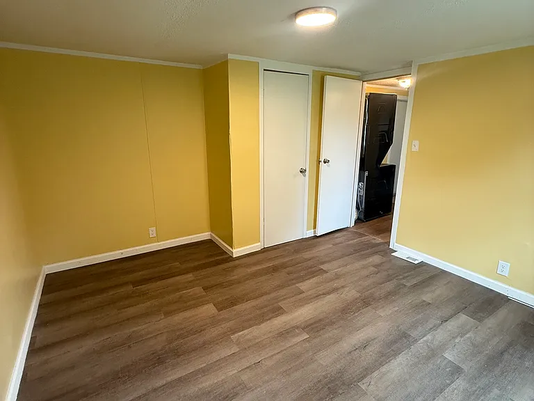 2020 W Barr Rd — Photo 33