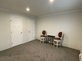 450 Noah Dr, Anamosa, IA 52205