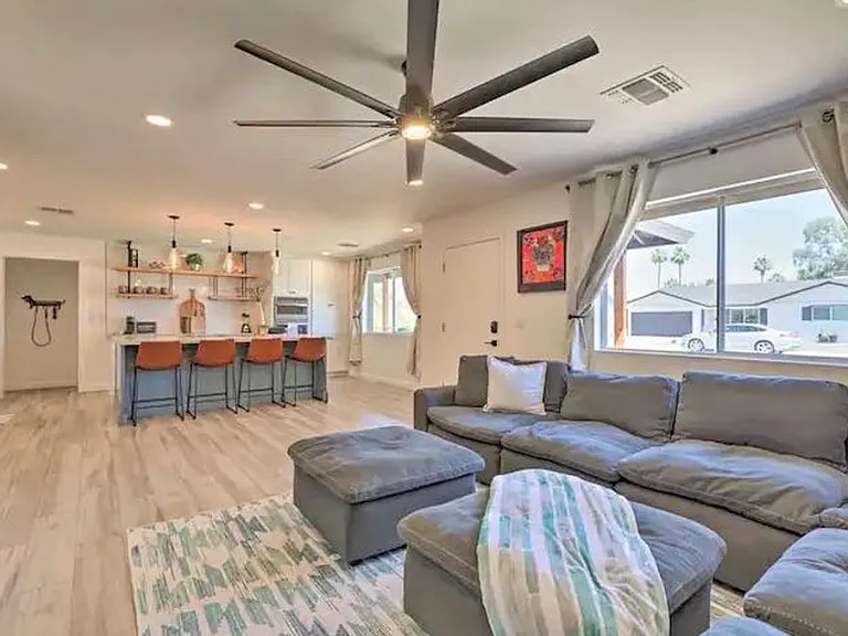 2169 E Broadmor Dr — Photo 4