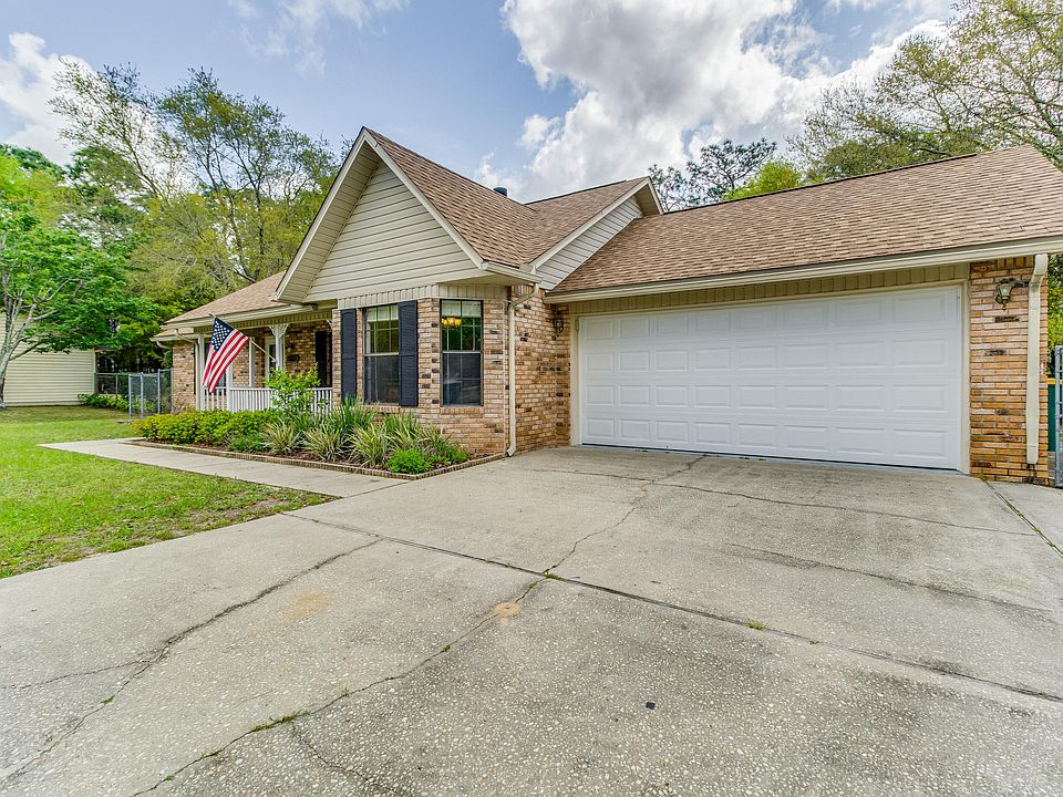1st image of 443 Shoal Lake Dr