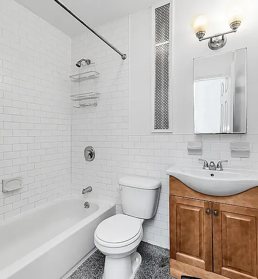 568 Baltic St #1R — Photo 5