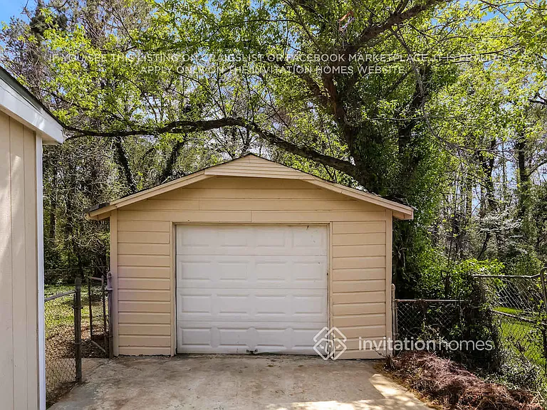2121 Cherry Ln — Photo 16