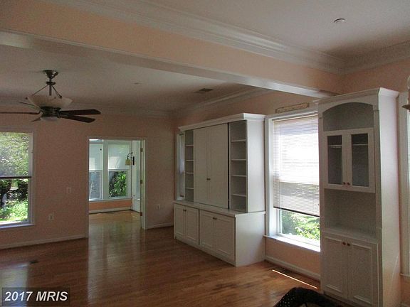 5th image of 235 Smithfield Way