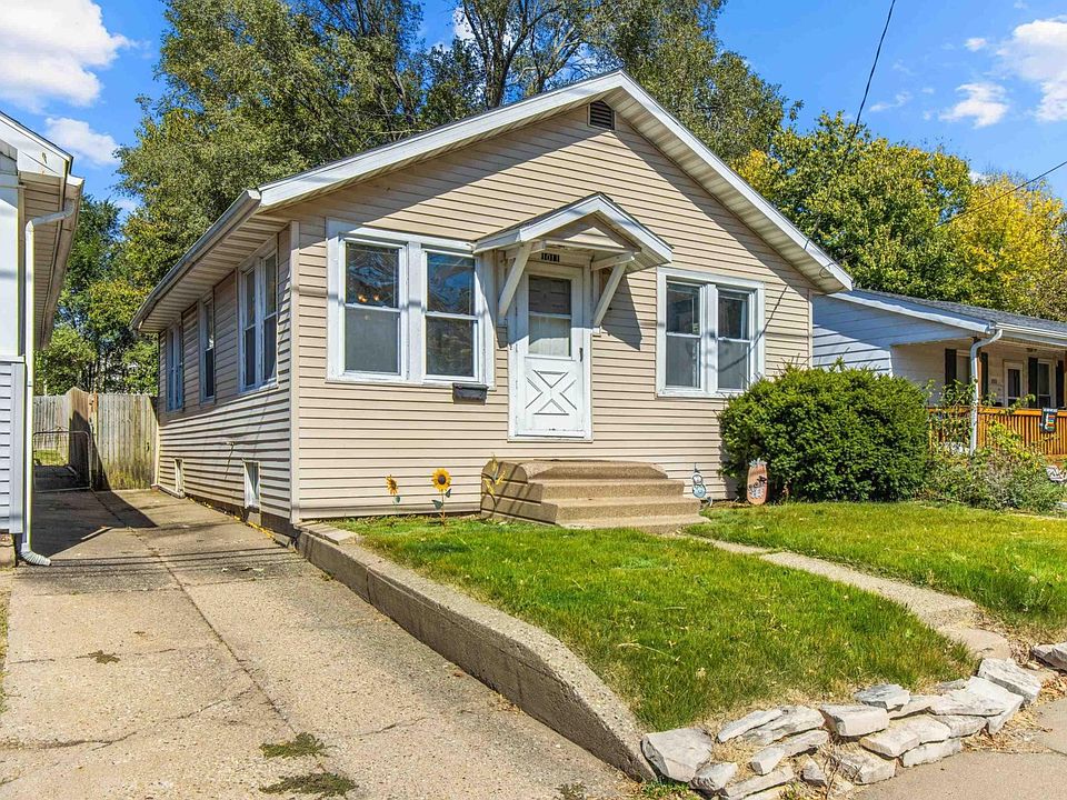 1st image of 1011 E Lake Ave