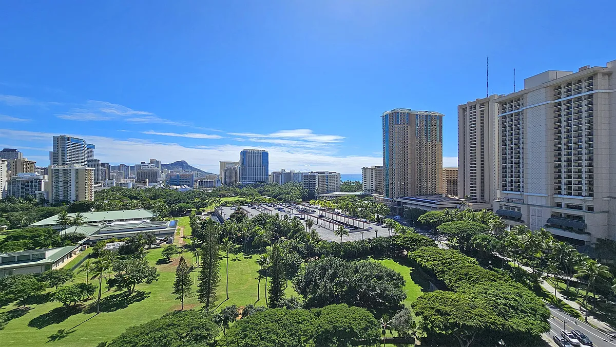 View From Lanai - 1910 Ala Moana Blvd #17B