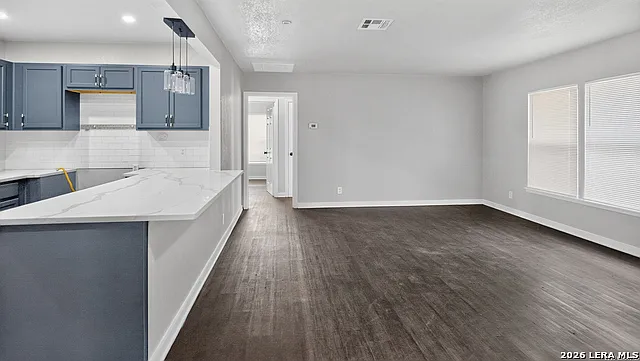 4 bed, 1645 sqft, $1,725 — Photo 4