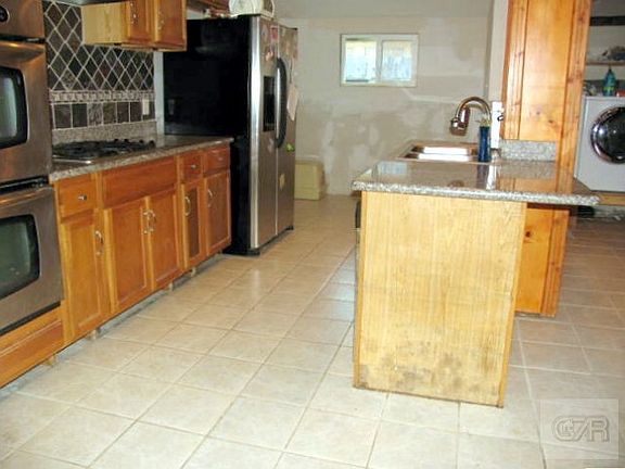 4th image of 123 Pompano Ave