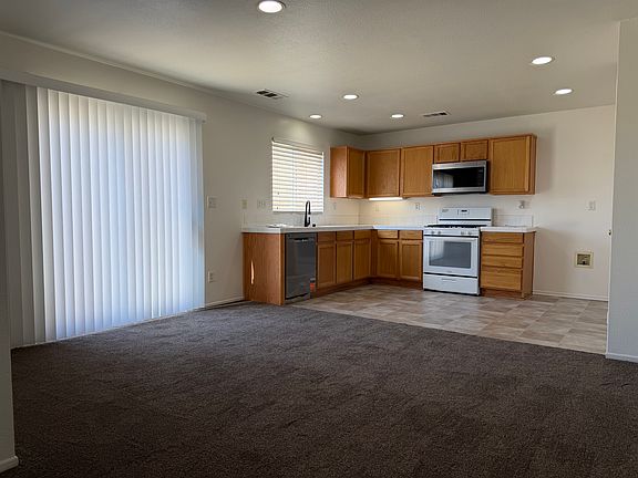 2nd image of 14019 Yearling Ln
