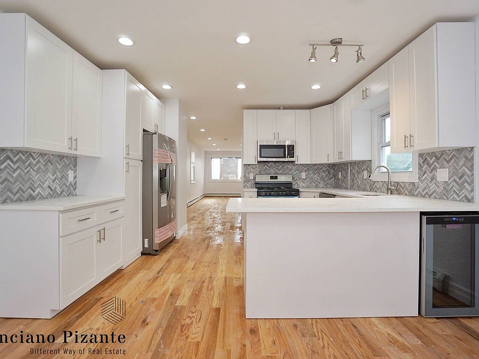 1st image of 140-32 157th St