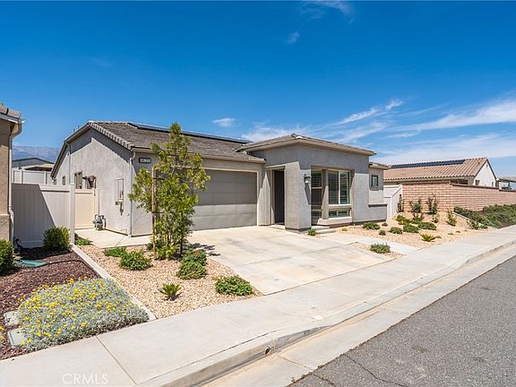 5th image of 1620 Village Green Way