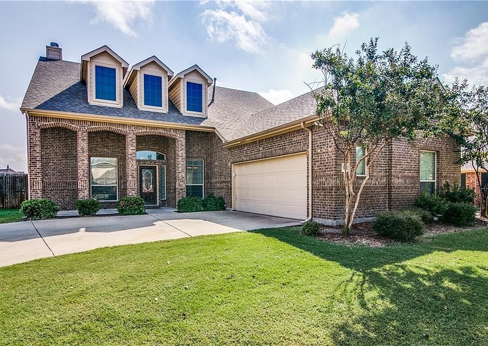1st image of 3042 Longhorn Ln