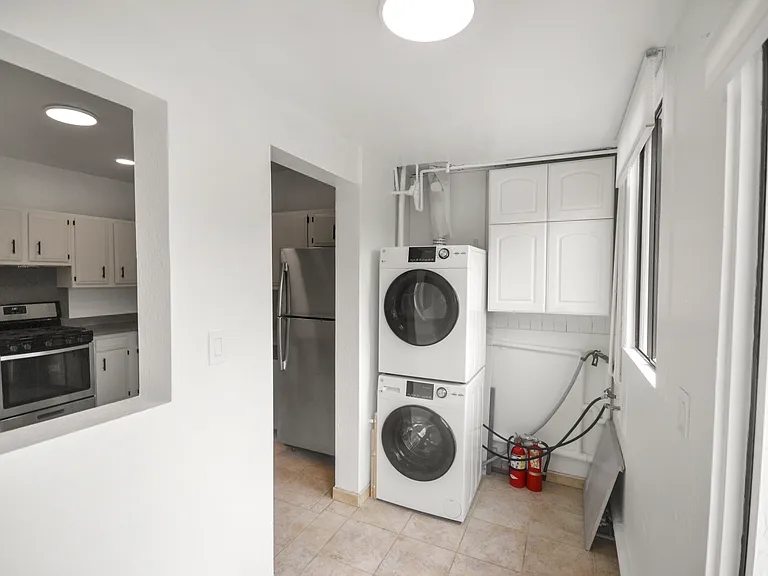 1129-1133 Balboa St #1129 — Photo 15