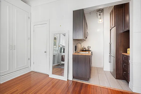 Rented by Elika Associates II, LLC | media 14