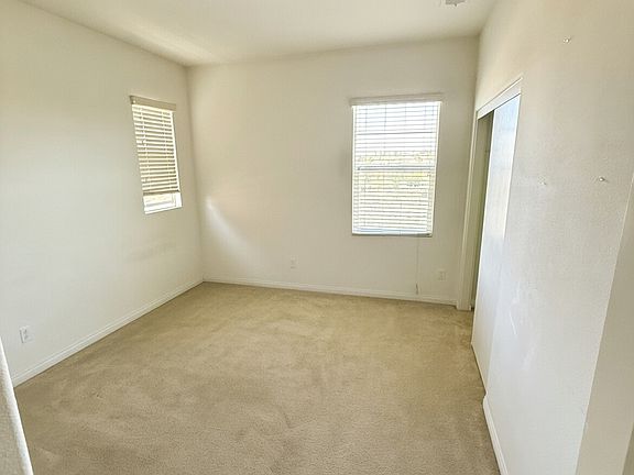 4th image of 1327 Cathedral Oaks Rd