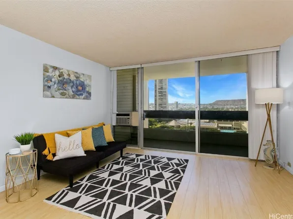 555 University Ave APT 1402, Honolulu, HI 96826