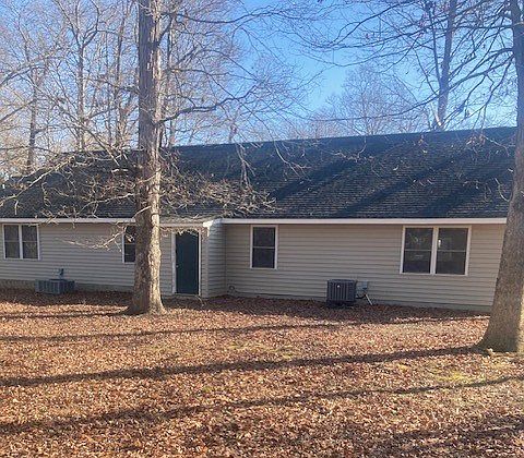2nd image of 147 Hickory Hill Ln