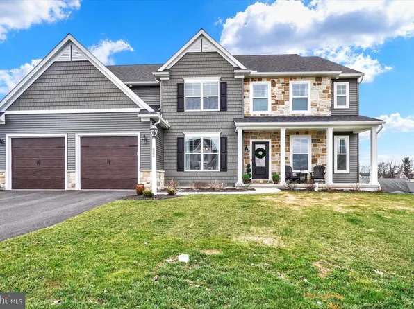 422 Springhouse Ln, York, PA 17406