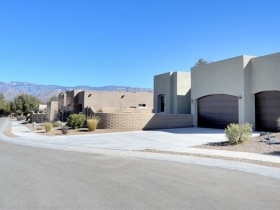 2nd image of 1616 N Ohana Pl