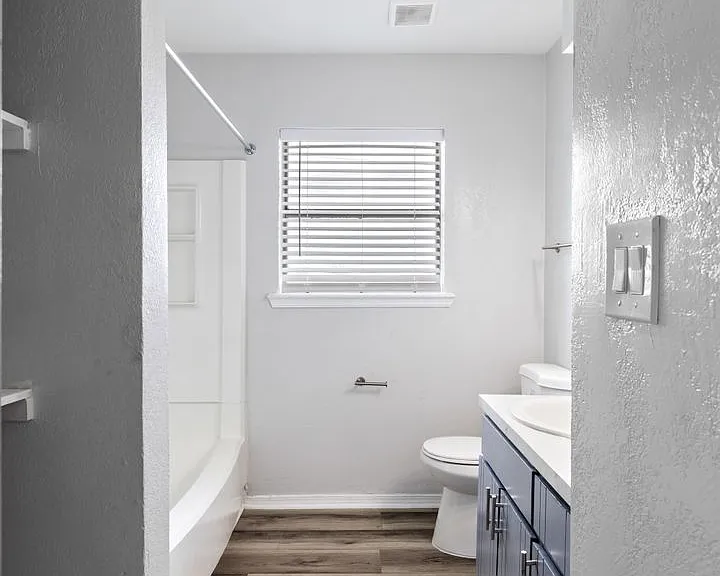 4009 NW Ozmun Ave #C2 — Photo 14