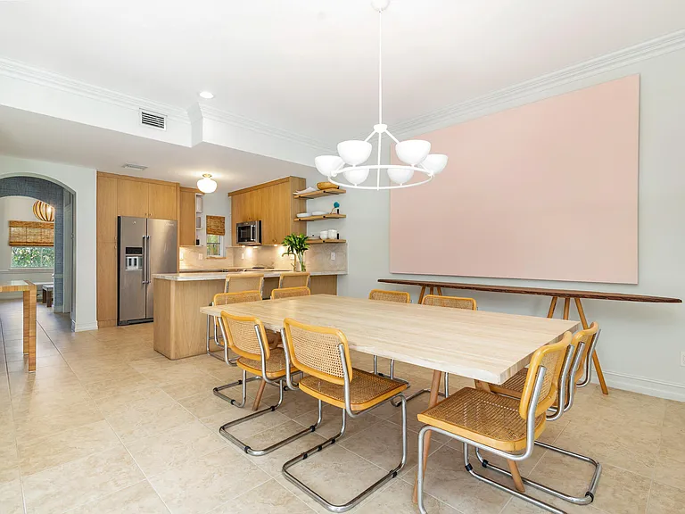 375 Plymouth Rd — Photo 12