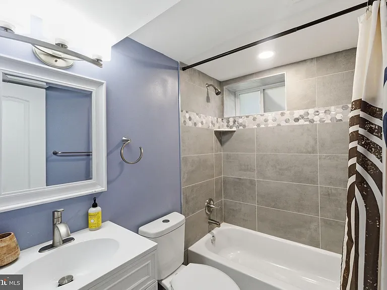 517 Lebaum St SE — Photo 47